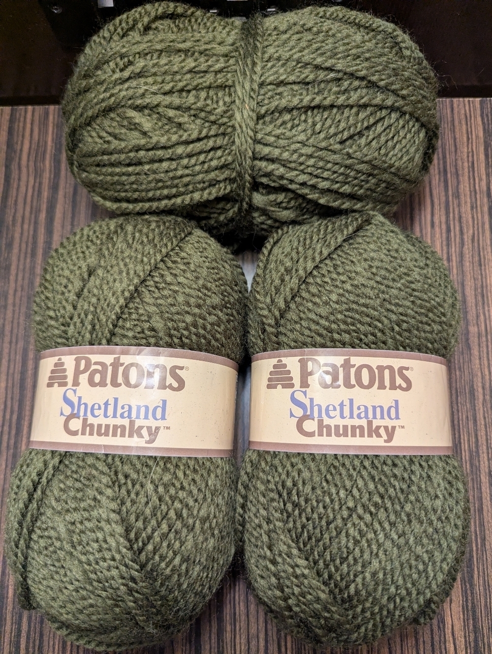 Patons Shetland Chunky Yarn, bulky weight Wool Blend 3x 100g Skiens Moss Green